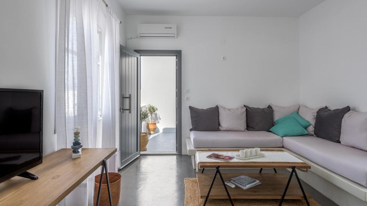 Anita Rooms & Suites Milos Adamantas Eksteriør billede