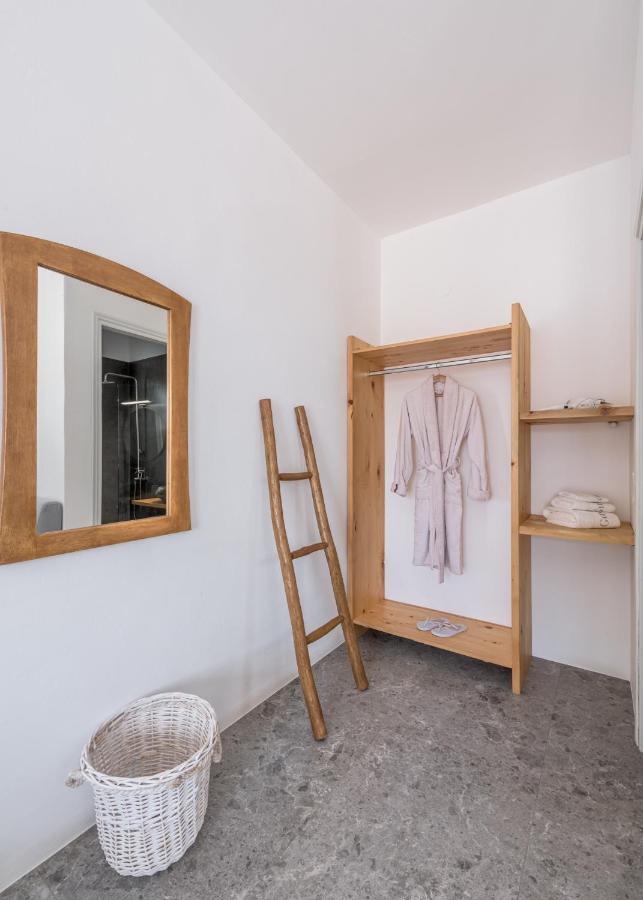 Anita Rooms & Suites Milos Adamantas Eksteriør billede