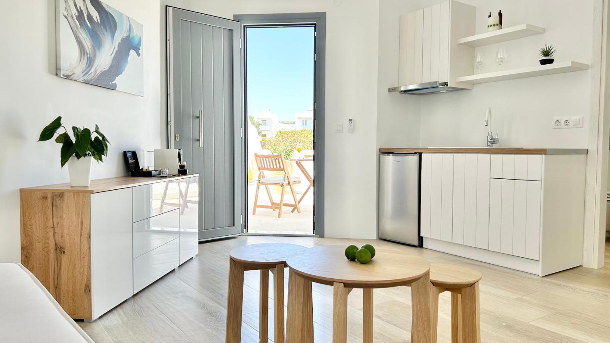 Anita Rooms & Suites Milos Adamantas Eksteriør billede