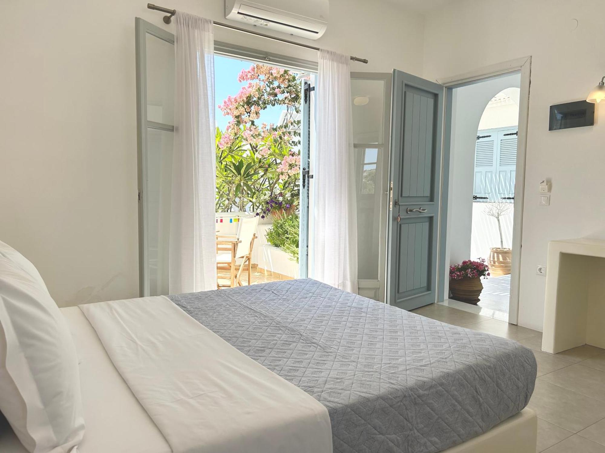 Anita Rooms & Suites Milos Adamantas Eksteriør billede