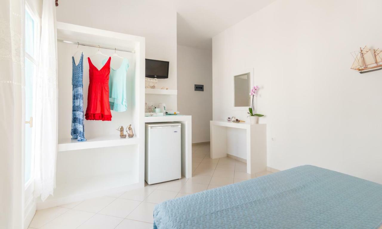 Anita Rooms & Suites Milos Adamantas Eksteriør billede